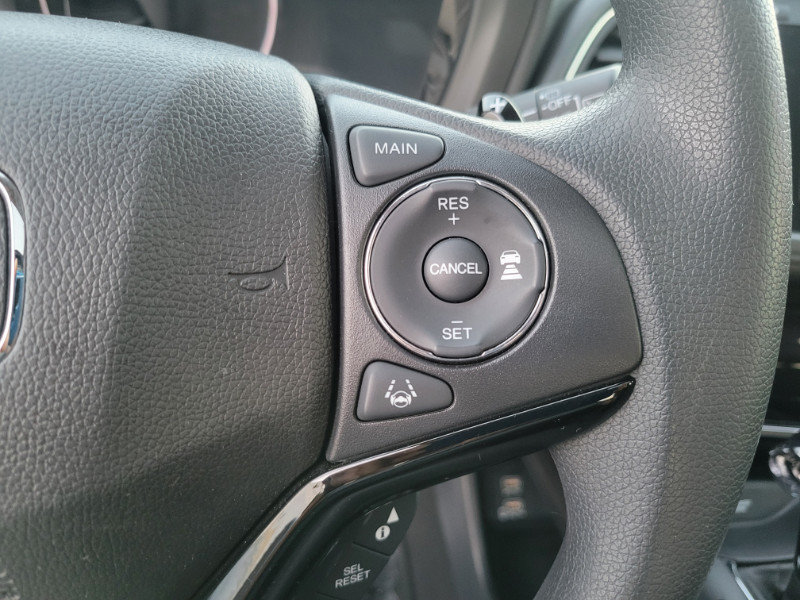 Used 2022 Honda HR-V EX image 28