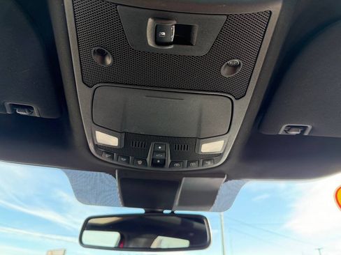 Used 2018 Ford F150 Lariat w/ Equipment Group 502A Luxury AWD/4WD image 34