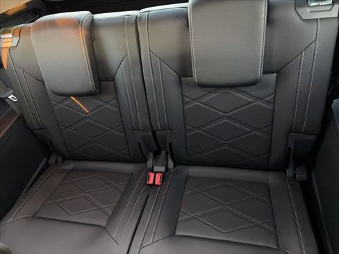 New 2026 Volkswagen Atlas SE image 22