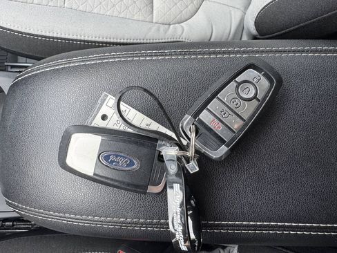 Used 2024 Ford Escape Active AWD/4WD image 18