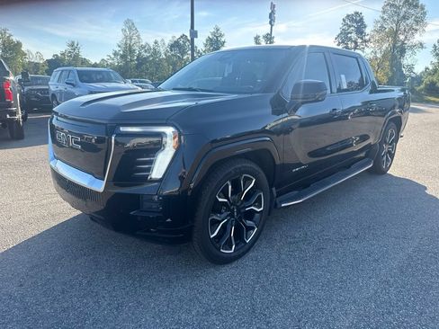 Used 2025 GMC Sierra EV Denali AWD/4WD image 1