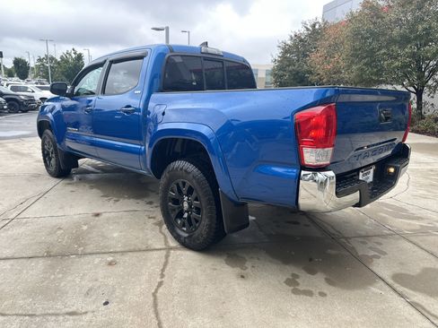 Used 2016 Toyota Tacoma SR5 RWD image 7