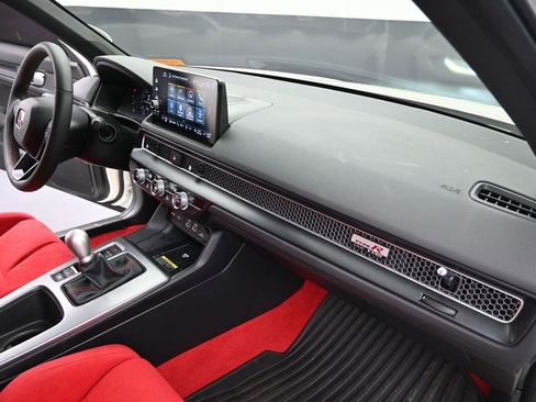 Used 2025 Honda Civic Type R image 22