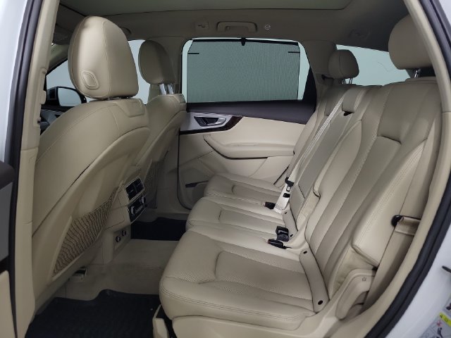 Used 2019 Audi Q7 2.0T Premium Plus w/ Premium Plus Package AWD/4WD image 16