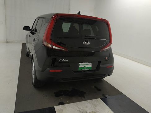 Used 2021 Kia Soul S image 6