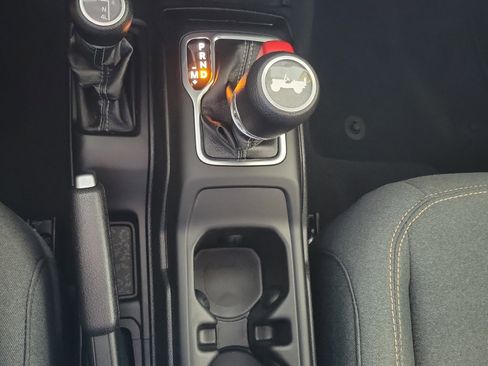 Used 2024 Jeep Wrangler Sport S image 20