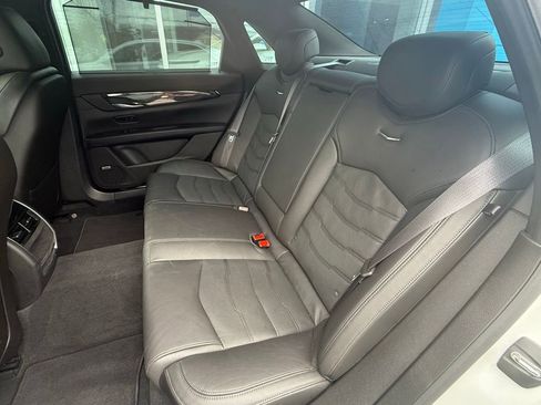 Used 2017 Cadillac CT6 Luxury image 17