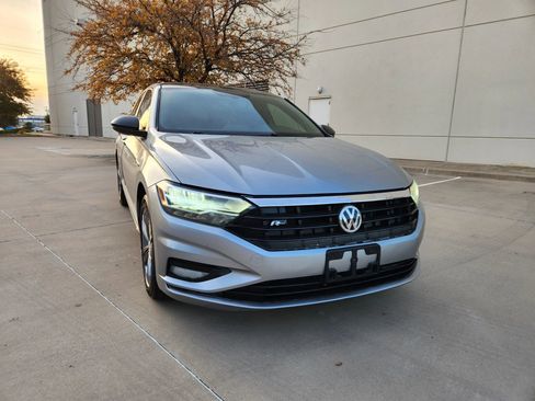 Used 2019 Volkswagen Jetta R-Line image 22