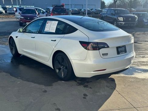 Used 2021 Tesla Model 3 Standard Range Plus image 5