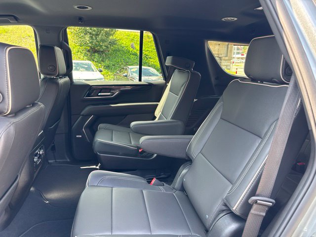 Used 2026 GMC Yukon Elevation AWD/4WD image 15