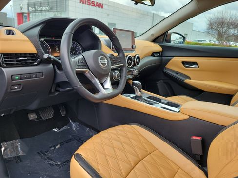 Used 2023 Nissan Sentra SV w/ SV Premium Package image 19