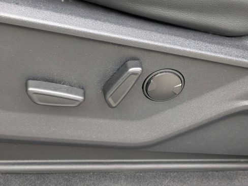 Certified 2023 Ford F150 XLT w/ Equipment Group 302A High image 22