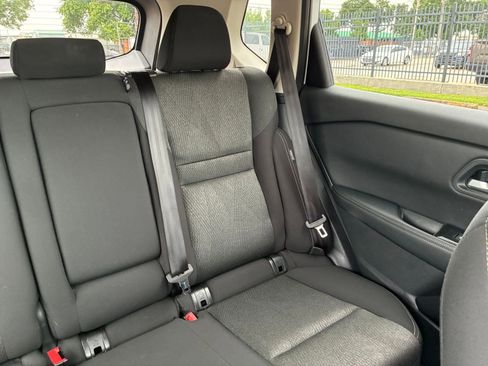 Used 2025 Nissan Rogue SV FWD image 34
