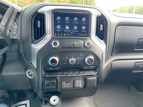 Used 2020 GMC Sierra 1500 SLT image 13