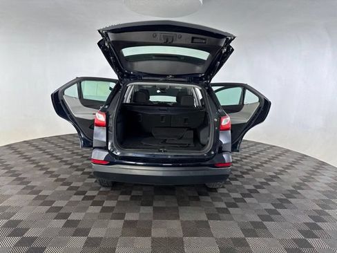 Used 2021 Chevrolet Equinox LS AWD/4WD image 15