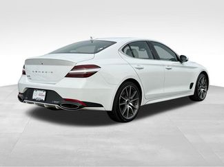 Used 2025 Genesis G70 2.5T video 3