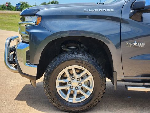 Used 2021 Chevrolet Silverado 1500 LT AWD/4WD image 13