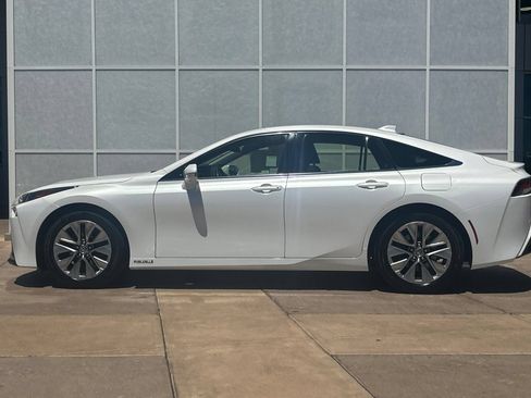 Certified 2021 Toyota Mirai w/ Advanced Technology Package RWD image 7