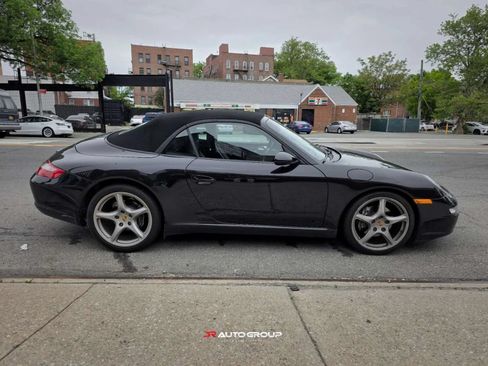 Used 2006 Porsche 911 Cabriolet image 6