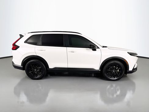 Certified 2026 Honda CR-V Sport image 4