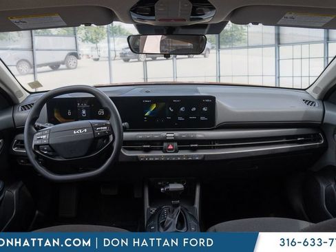 Used 2025 Kia K4 FWD image 4