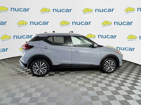 Used 2021 Nissan Kicks SV FWD image 8