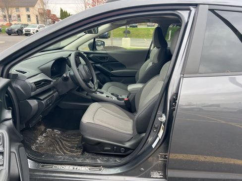 Used 2024 Subaru Crosstrek 2.0i Premium AWD/4WD image 5