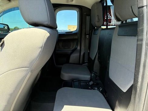 Used 2020 Toyota Tacoma SR w/ SX Package AWD/4WD image 13