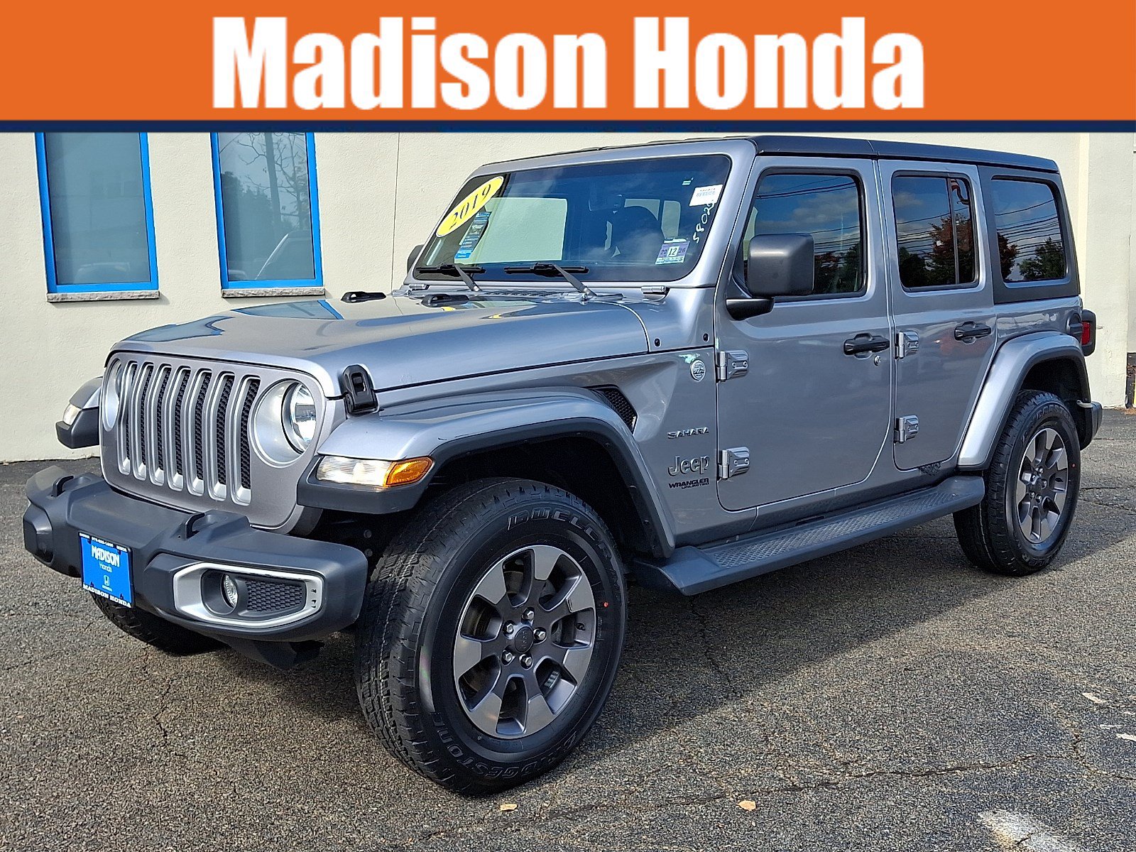 Used 2019 Jeep Wrangler Unlimited Sahara AWD/4WD image 1