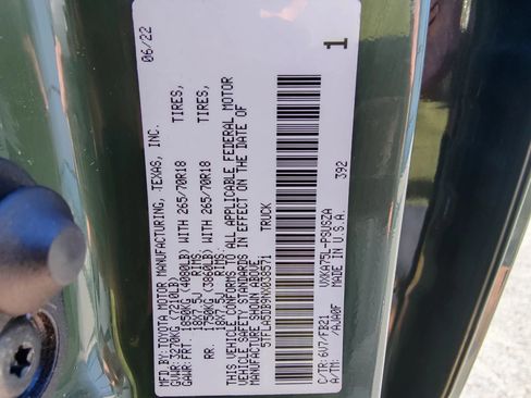Used 2022 Toyota Tundra SR5 w/ SR5 Convenience Package AWD/4WD image 21