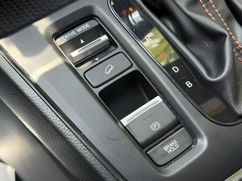 Certified 2024 Honda CR-V Sport image 31