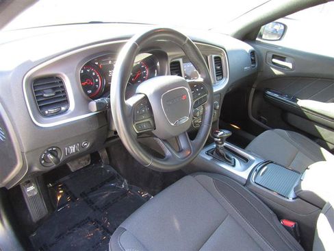 Used 2020 Dodge Charger SXT w/ Blacktop Package image 13