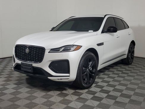 Used 2026 Jaguar F-PACE R-Dynamic S AWD/4WD image 3