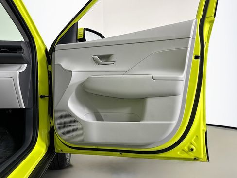 Used 2024 Hyundai Kona SEL w/ Convenience Package image 22