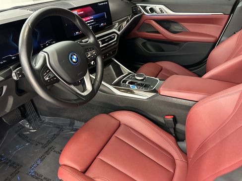 Certified 2023 BMW i4 eDrive40 w/ Premium Package RWD image 4
