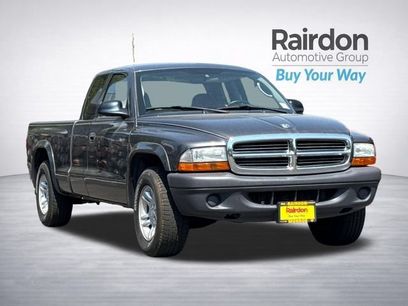 Used 2004 Dodge Dakota 2WD Club Cab w/ Tire & Handling Group
