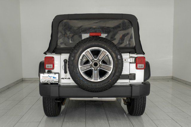 Used 2017 Jeep Wrangler Unlimited Sport AWD/4WD image 7