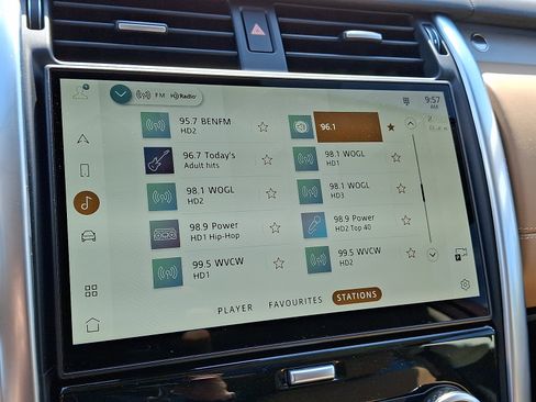 New 2026 Land Rover Discovery Limited Edition AWD/4WD image 9