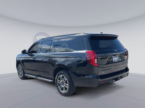 Used 2025 Ford Expedition Max Active image 10