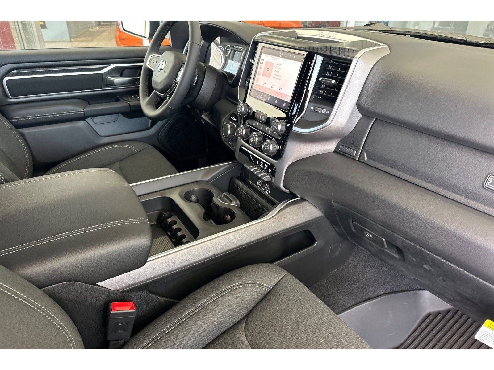 New 2026 RAM 1500 Big Horn w/ Night Edition AWD/4WD image 16