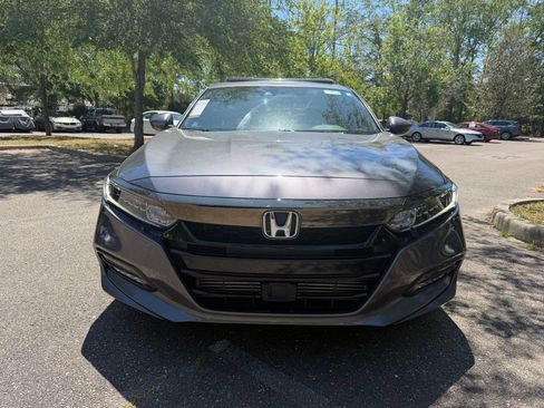 Used 2020 Honda Accord Sport image 2