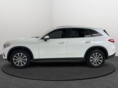 New 2026 Mercedes-Benz GLC 300 4MATIC image 3