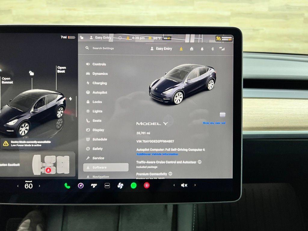Used 2023 Tesla Model Y 2WD image 21