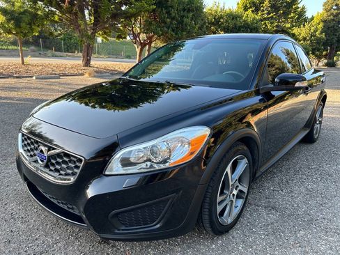 Used 2013 Volvo C30 T5 FWD image 2