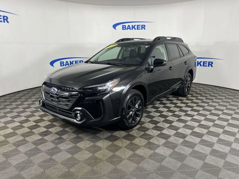 Used 2025 Subaru Outback Onyx Edition image 5