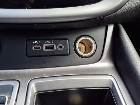 Used 2022 Nissan Murano SV w/ SV Midnight Edition Package FWD image 8