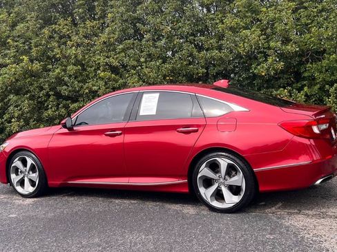 Used 2018 Honda Accord Touring image 5