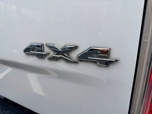 Used 2017 RAM 3500 Laramie w/ Convenience Group AWD/4WD image 12