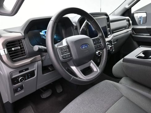 Used 2025 Ford F150 XLT w/ Equipment Group 301A Standard RWD image 17