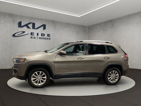 Used 2019 Jeep Cherokee Latitude w/ Popular Appearance Group image 3